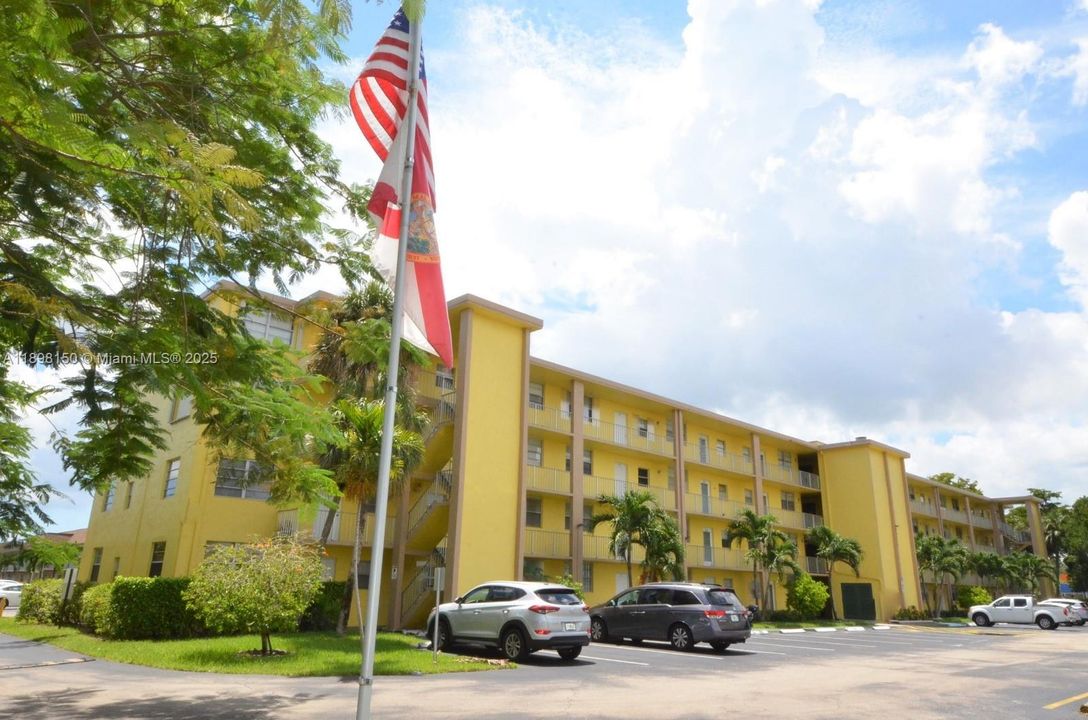 En Renta: $2,300 (2 camas, 2 baños, 840 Pies cuadrados)