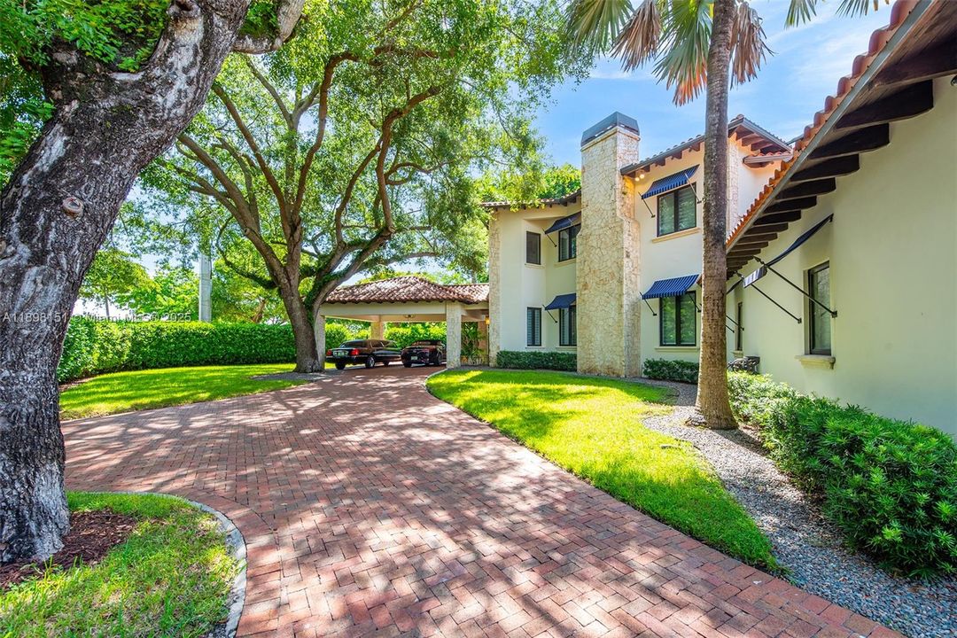 待售: $13,749,000 (5 贝兹, 6 浴室, 6562 平方英尺)