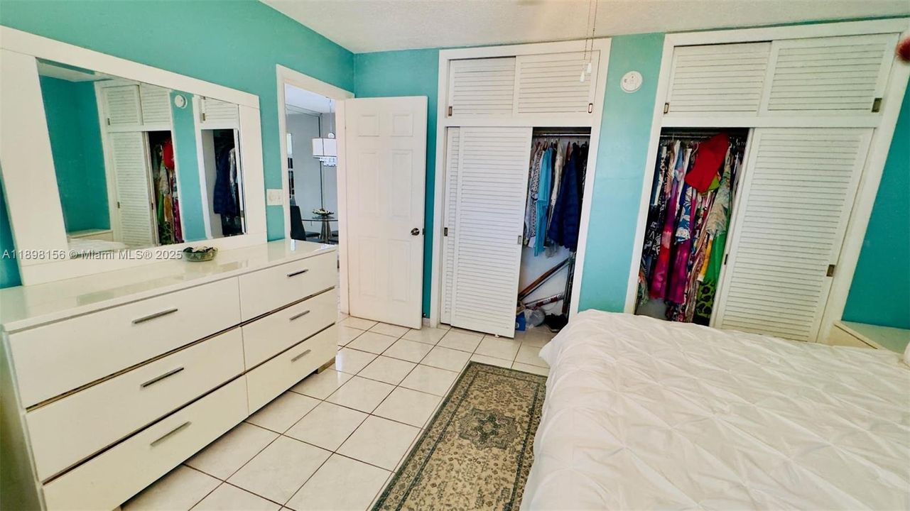 На продажу: $75,000 (1 спален, 1 ванн, 688 Квадратных фут)