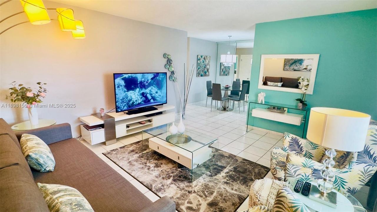 На продажу: $75,000 (1 спален, 1 ванн, 688 Квадратных фут)