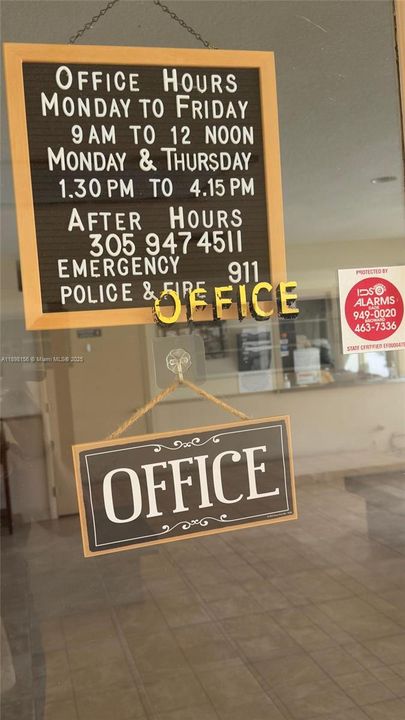 На продажу: $75,000 (1 спален, 1 ванн, 688 Квадратных фут)