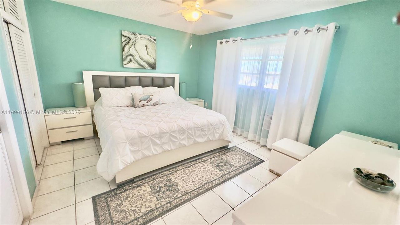 На продажу: $75,000 (1 спален, 1 ванн, 688 Квадратных фут)