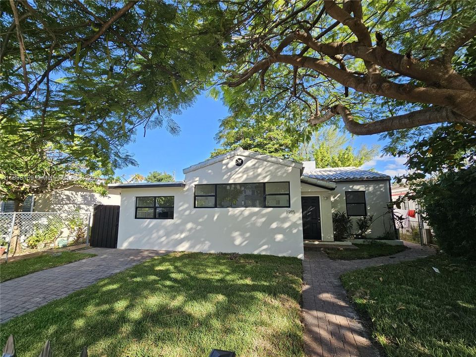 待售: $1,100,000 (0 贝兹, 0 浴室, 0 平方英尺)