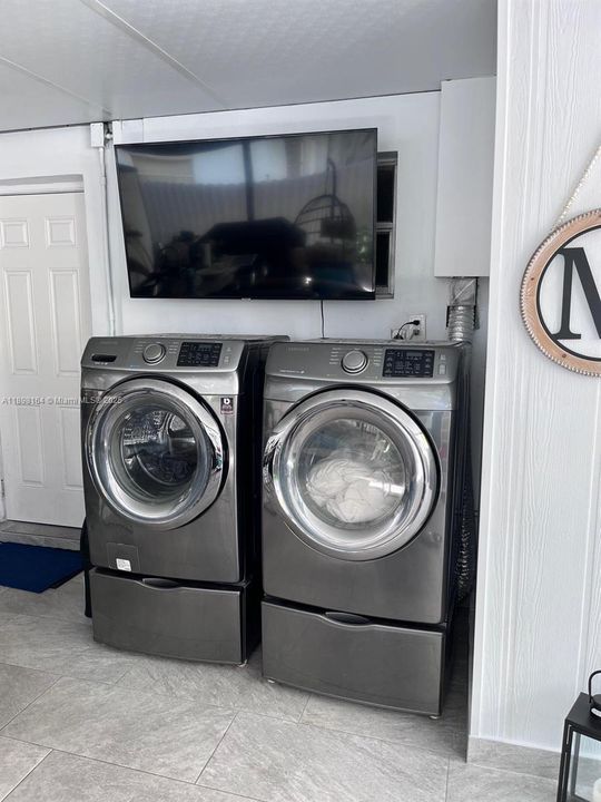 最近租的: $3,500 (3 贝兹, 2 浴室, 2768 平方英尺)