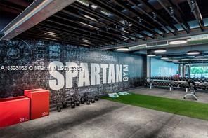 На продажу: $2,399,000 (1 спален, 1 ванн, 866 Квадратных фут)