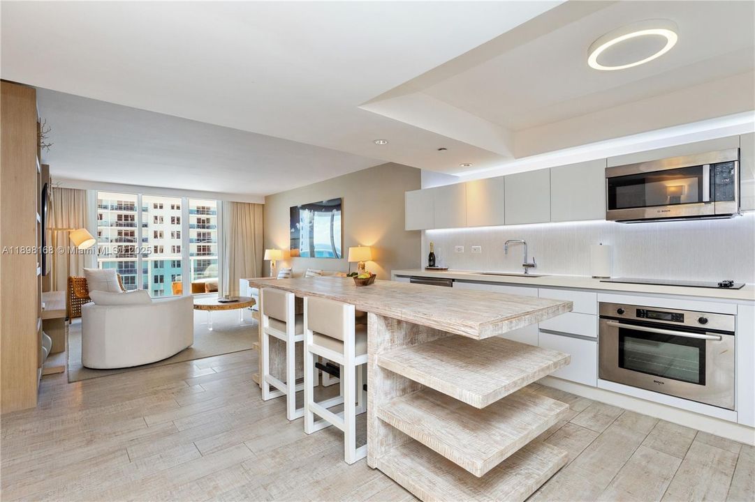 На продажу: $2,399,000 (1 спален, 1 ванн, 866 Квадратных фут)