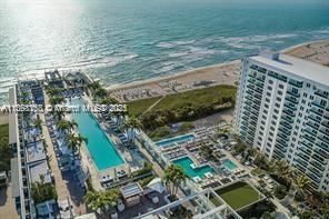 На продажу: $2,399,000 (1 спален, 1 ванн, 866 Квадратных фут)