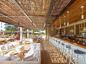 На продажу: $2,399,000 (1 спален, 1 ванн, 866 Квадратных фут)