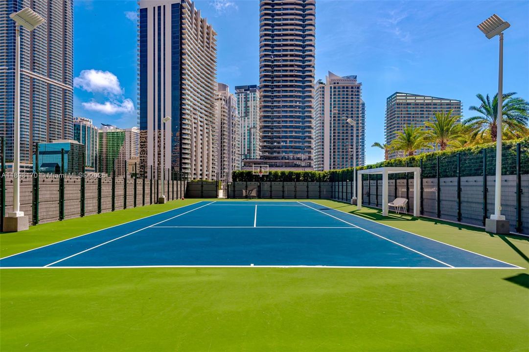 Mini tennis court
