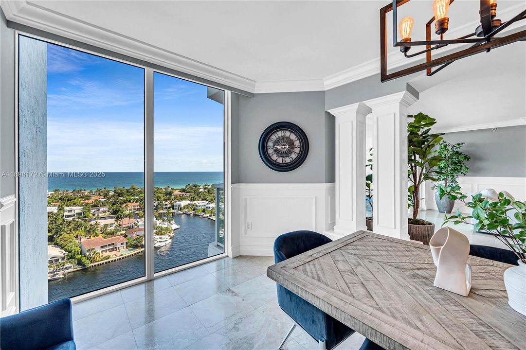 Под контрактом: $1,399,000 (2 спален, 2 ванн, 2980 Квадратных фут)