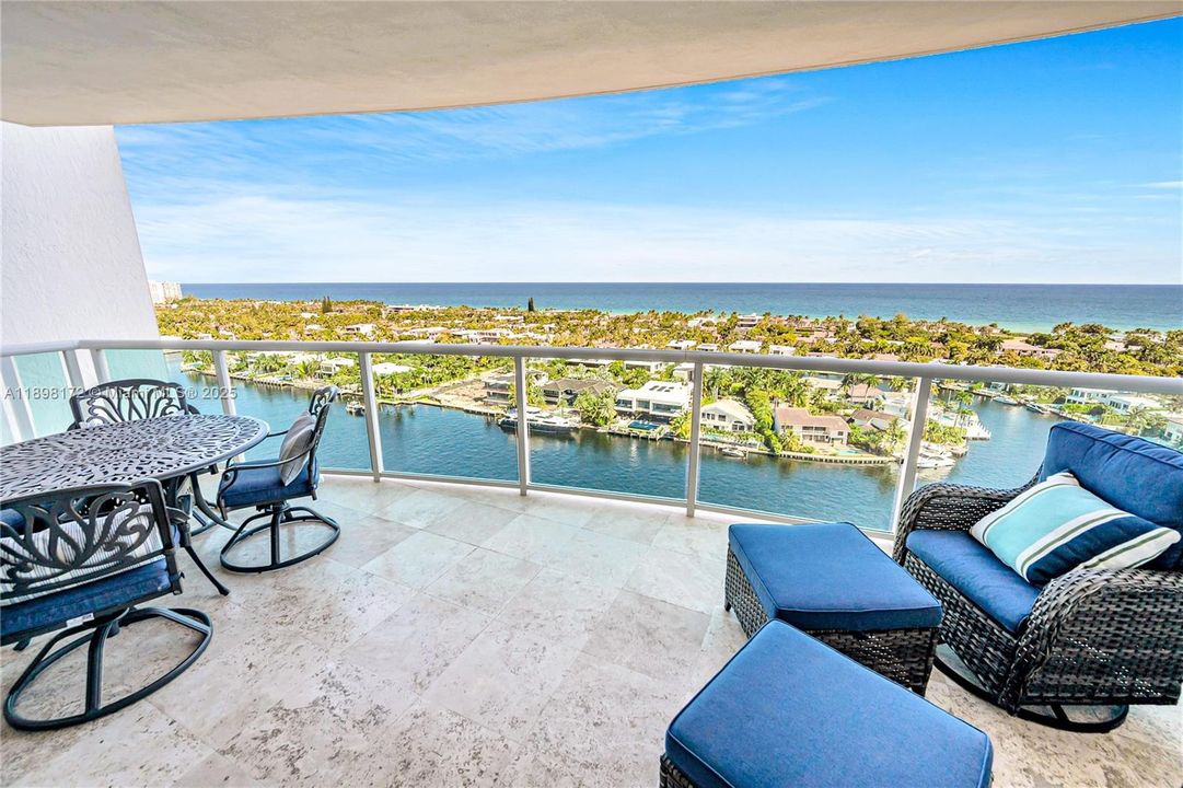 Под контрактом: $1,399,000 (2 спален, 2 ванн, 2980 Квадратных фут)