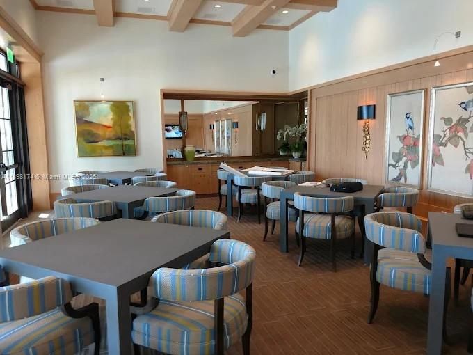 待售: $597,000 (3 贝兹, 2 浴室, 1724 平方英尺)