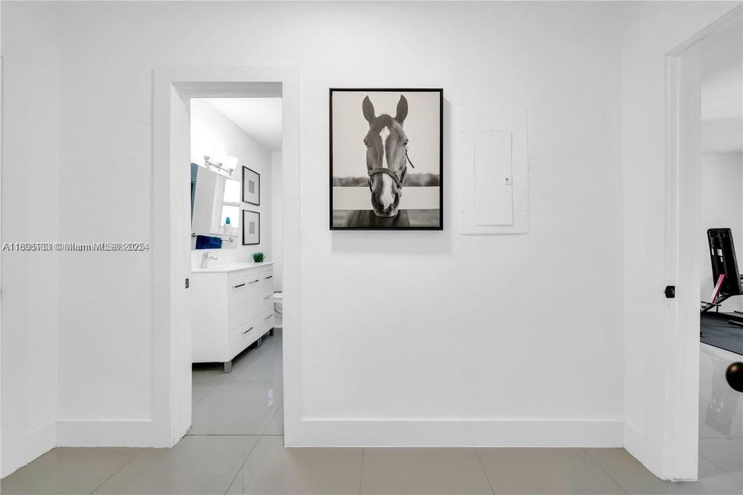 待售: $1,175,000 (0 贝兹, 0 浴室, 2018 平方英尺)