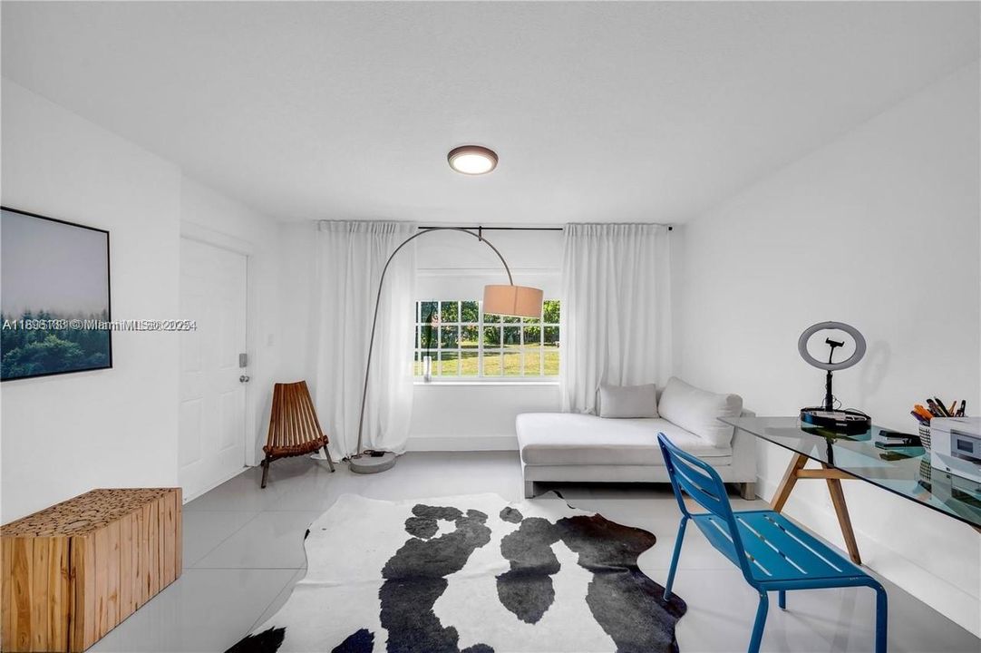 待售: $1,175,000 (0 贝兹, 0 浴室, 2018 平方英尺)