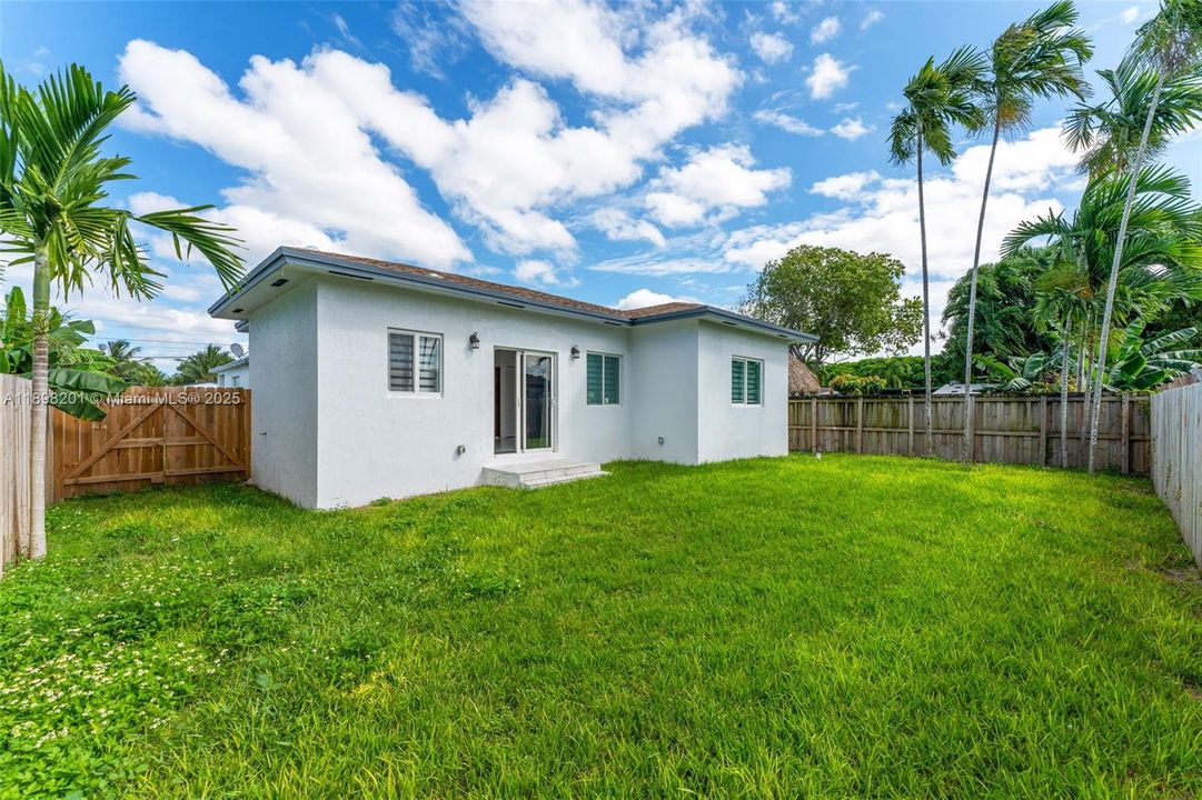 For Sale: $850,000 (0 beds, 0 baths, 1057 Square Feet)