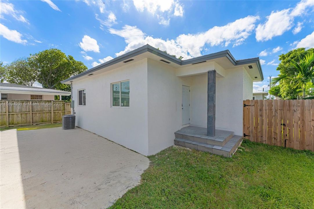 For Sale: $850,000 (0 beds, 0 baths, 1057 Square Feet)