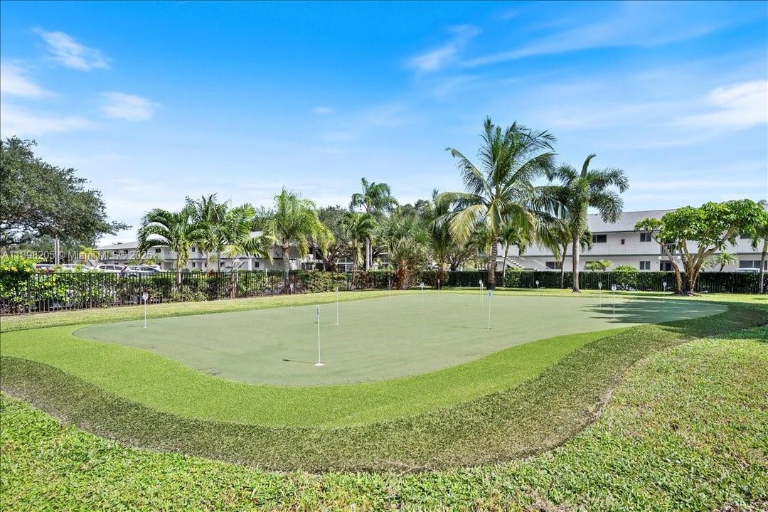 Recently Sold: $275,000 (2 beds, 2 baths, 1038 Square Feet)