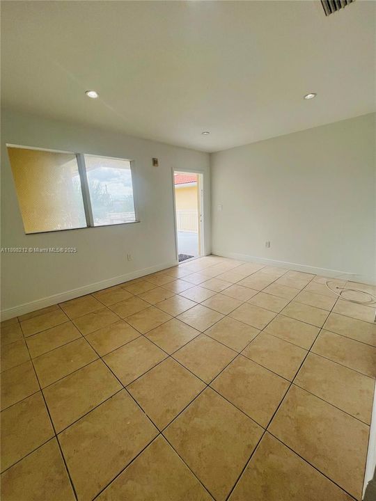 Recientemente alquilado: $1,550 (1 camas, 1 baños, 505 Pies cuadrados)