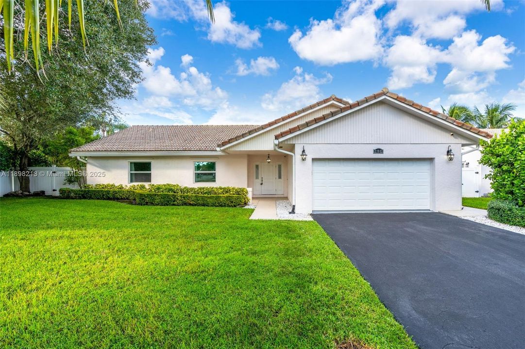 最近租的: $4,700 (3 贝兹, 2 浴室, 1936 平方英尺)