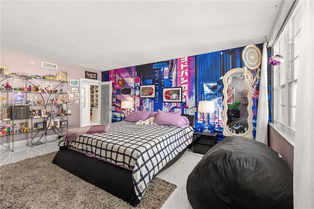 待售: $3,449,000 (4 贝兹, 4 浴室, 2565 平方英尺)