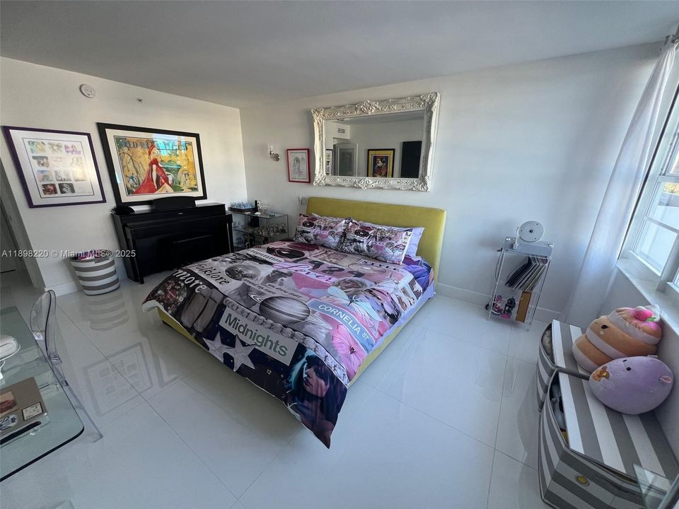 待售: $3,449,000 (4 贝兹, 4 浴室, 2565 平方英尺)