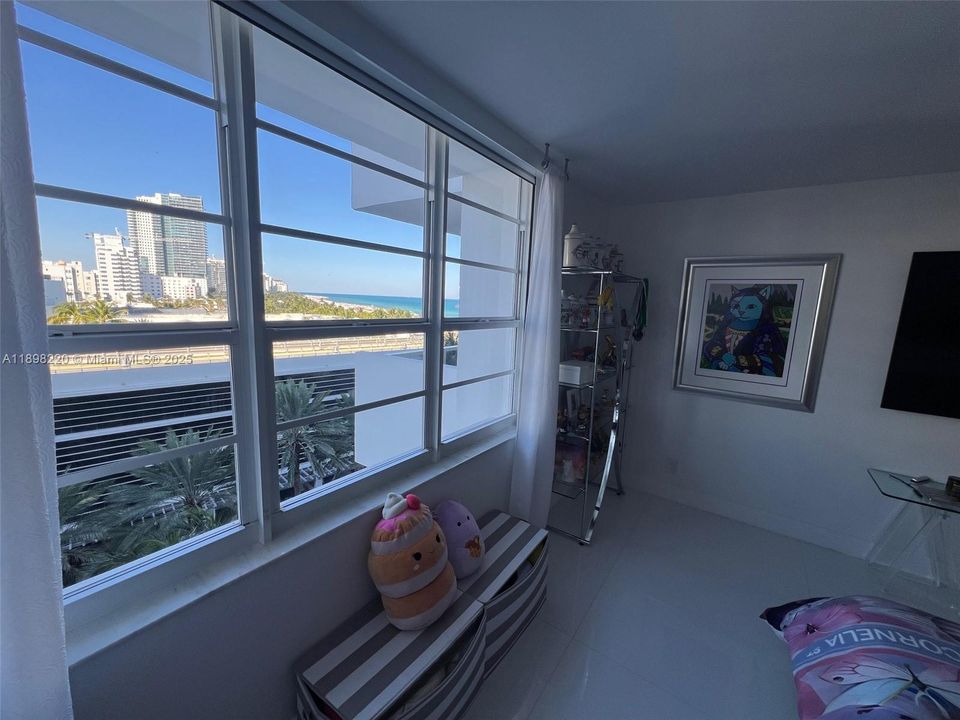 待售: $3,449,000 (4 贝兹, 4 浴室, 2565 平方英尺)