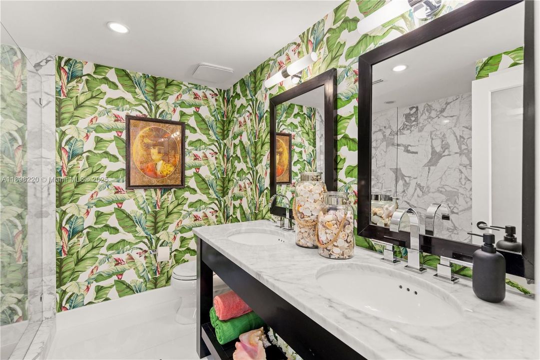 待售: $3,449,000 (4 贝兹, 4 浴室, 2565 平方英尺)