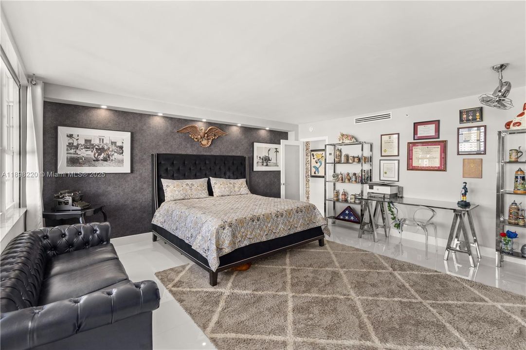 待售: $3,449,000 (4 贝兹, 4 浴室, 2565 平方英尺)