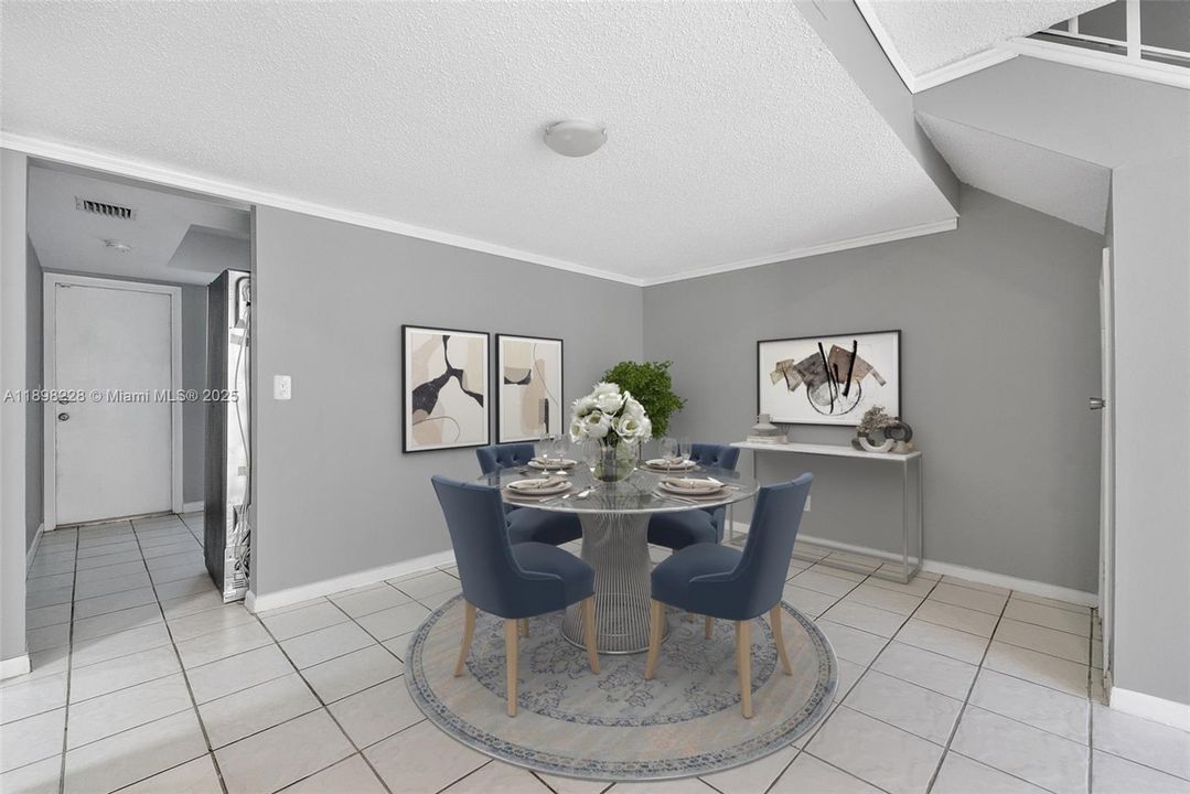 En Venta: $275,000 (4 camas, 3 baños, 2170 Pies cuadrados)