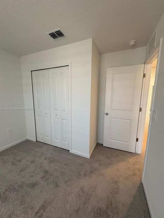 Recently Rented: $2,100 (4 beds, 2 baths, 0 Square Feet)