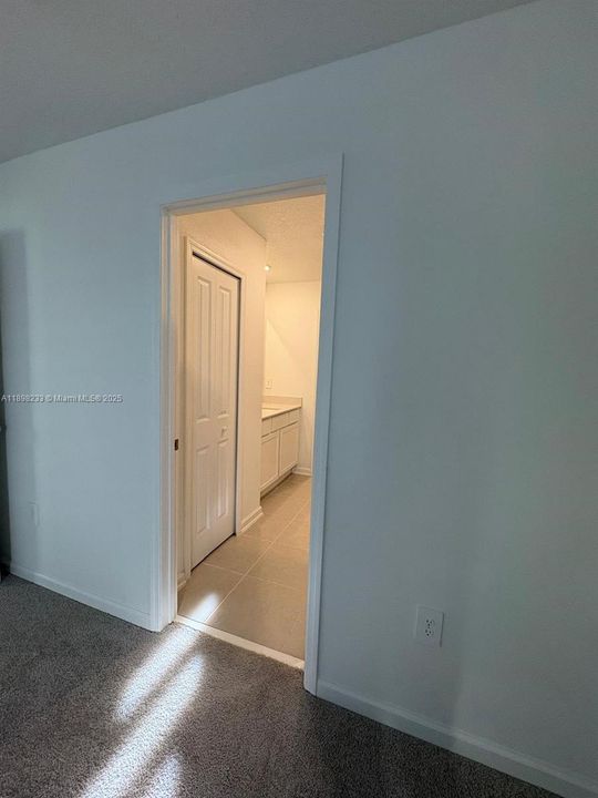 Recently Rented: $2,100 (4 beds, 2 baths, 0 Square Feet)