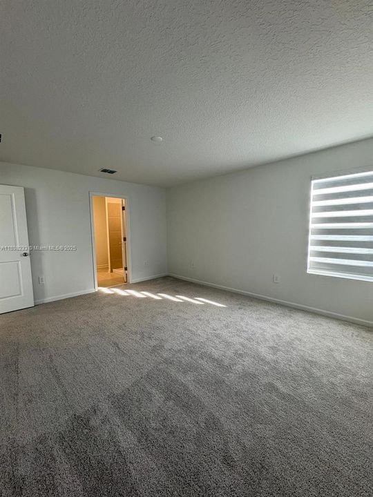 Recently Rented: $2,100 (4 beds, 2 baths, 0 Square Feet)