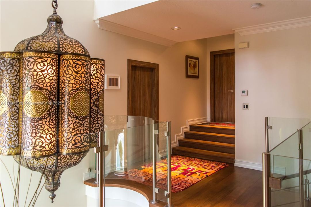 For Sale: $2,800,000 (4 beds, 4 baths, 3200 Square Feet)