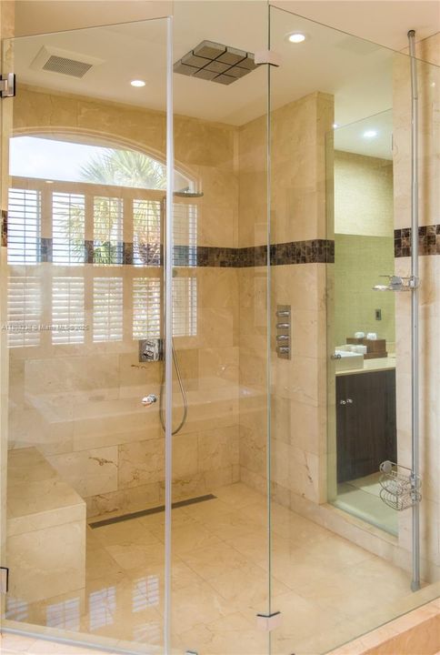 For Sale: $2,800,000 (4 beds, 4 baths, 3200 Square Feet)