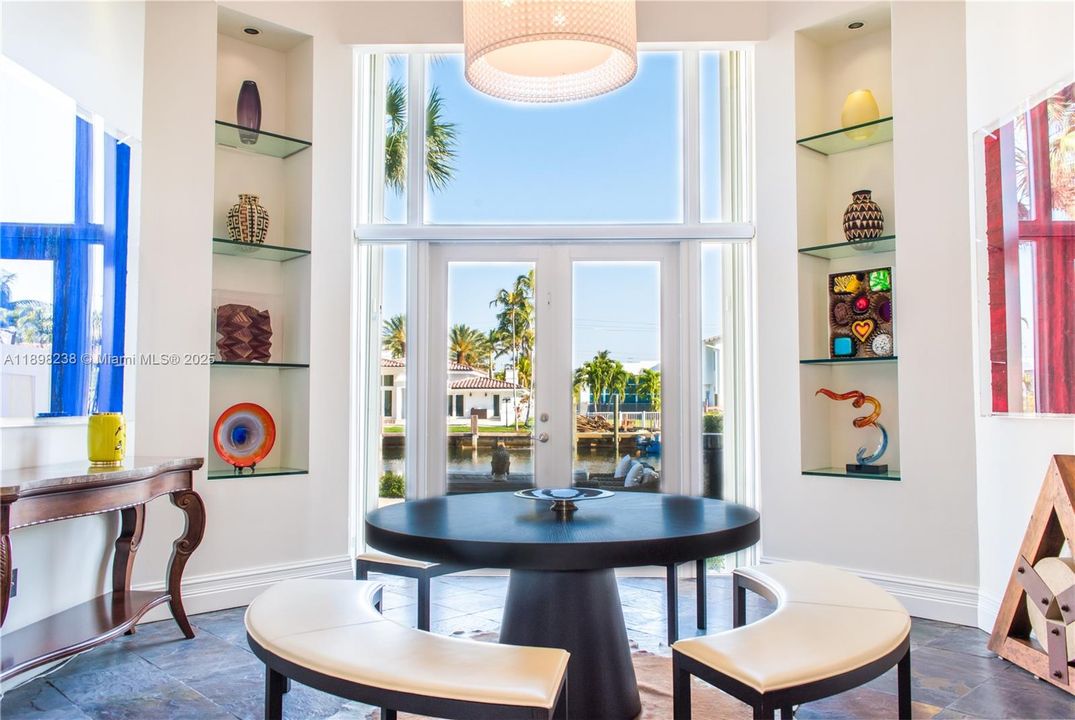 For Sale: $2,800,000 (4 beds, 4 baths, 3200 Square Feet)