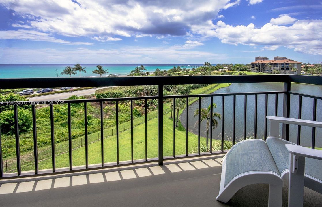 Recently Rented: $8,200 (2 beds, 2 baths, 1332 Square Feet)