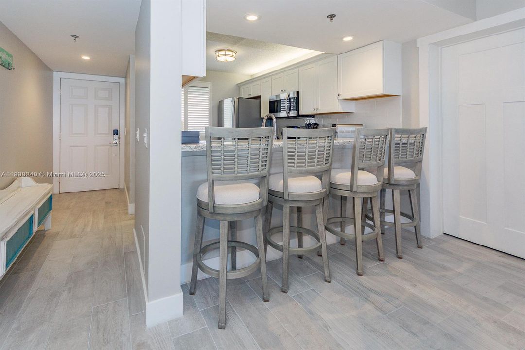 Recently Rented: $8,200 (2 beds, 2 baths, 1332 Square Feet)