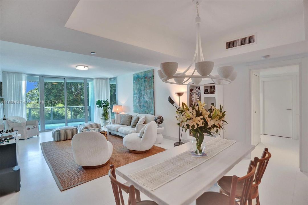 待售: $2,550,000 (2 贝兹, 2 浴室, 1756 平方英尺)