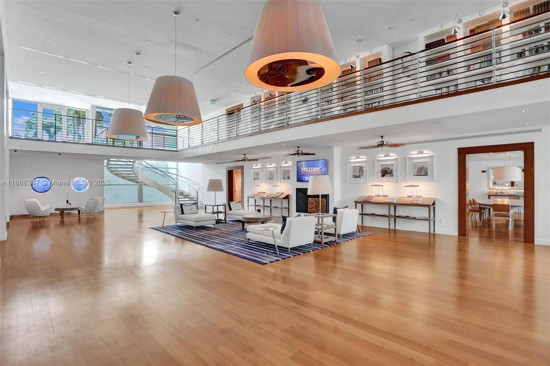 待售: $2,550,000 (2 贝兹, 2 浴室, 1756 平方英尺)