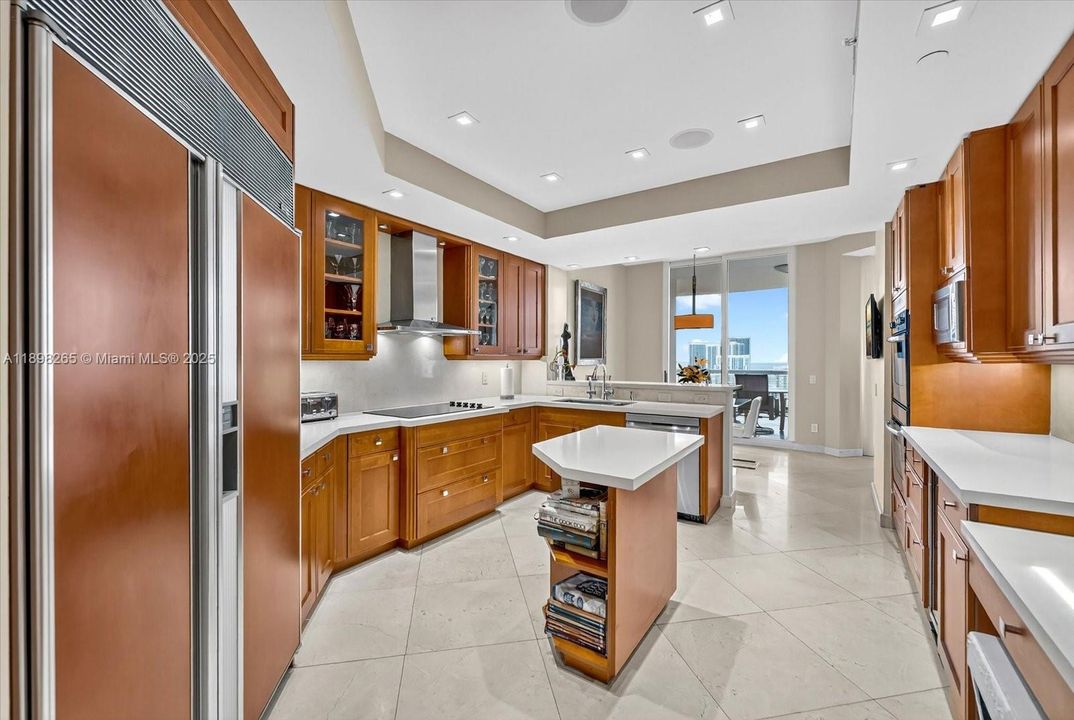 待售: $3,200,000 (3 贝兹, 3 浴室, 3173 平方英尺)