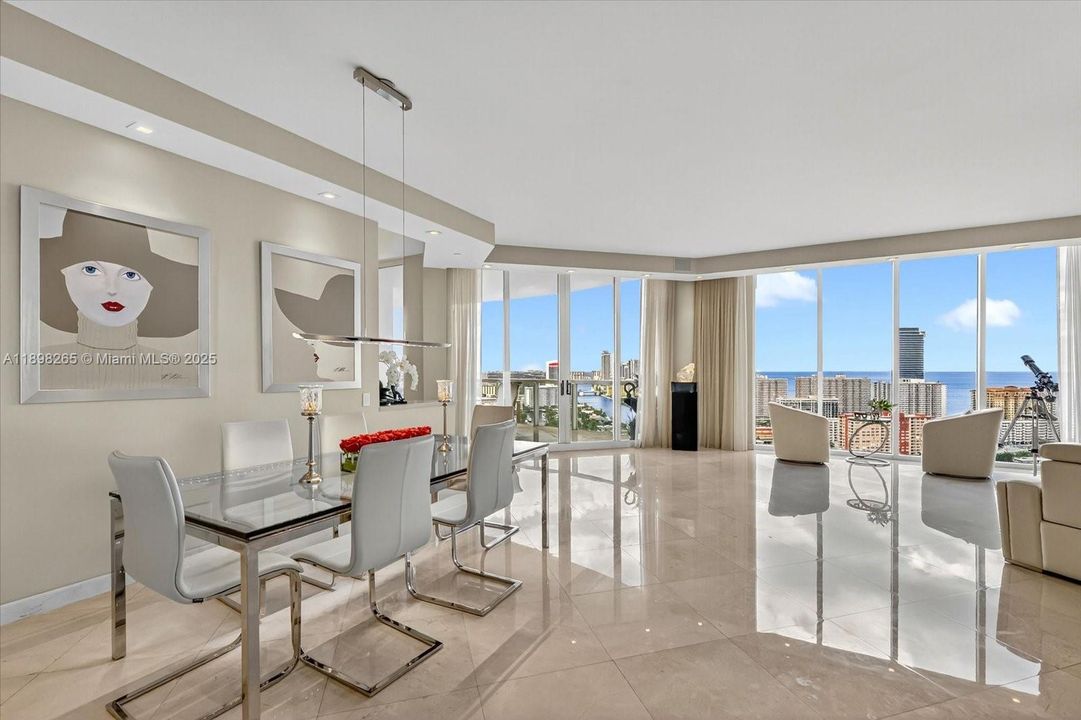 待售: $3,200,000 (3 贝兹, 3 浴室, 3173 平方英尺)