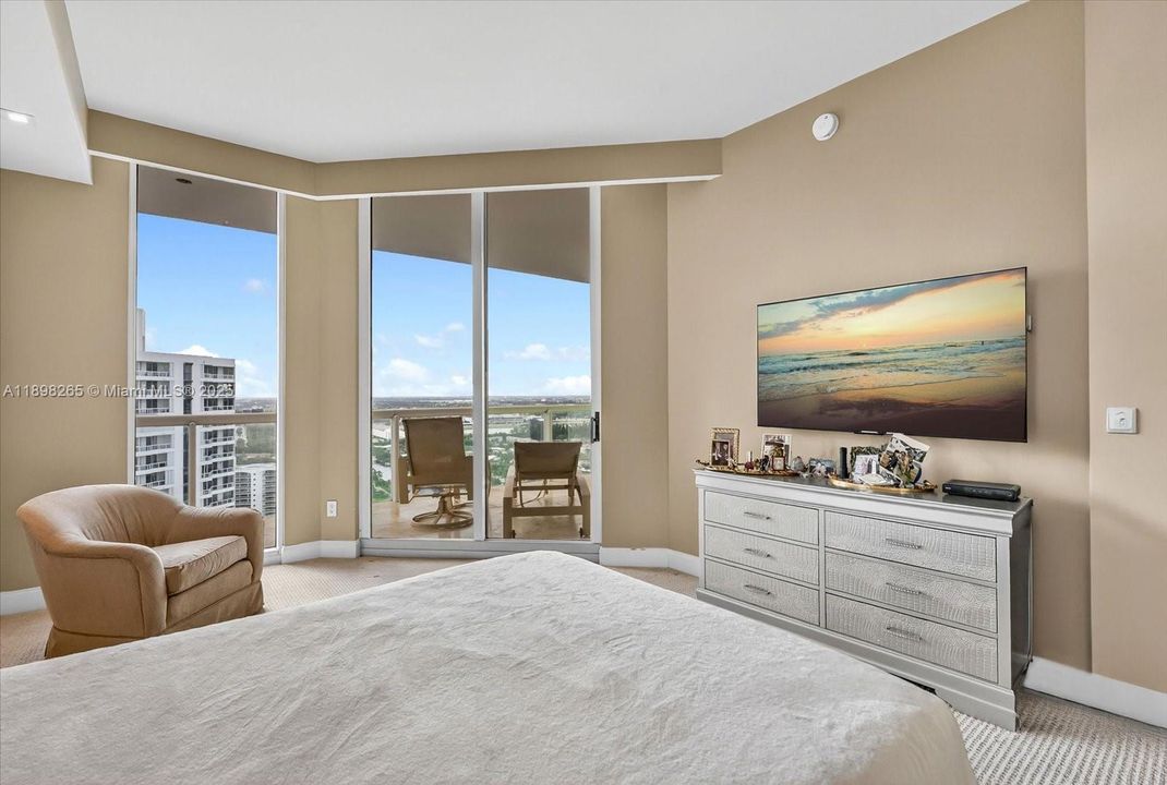 待售: $3,200,000 (3 贝兹, 3 浴室, 3173 平方英尺)