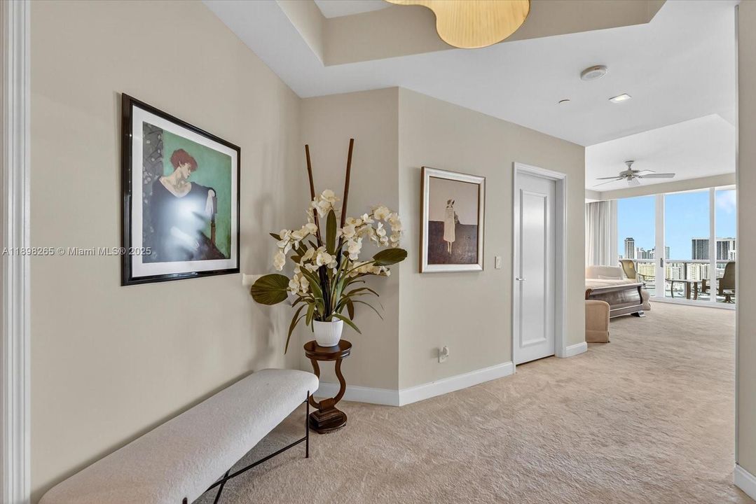 待售: $3,200,000 (3 贝兹, 3 浴室, 3173 平方英尺)