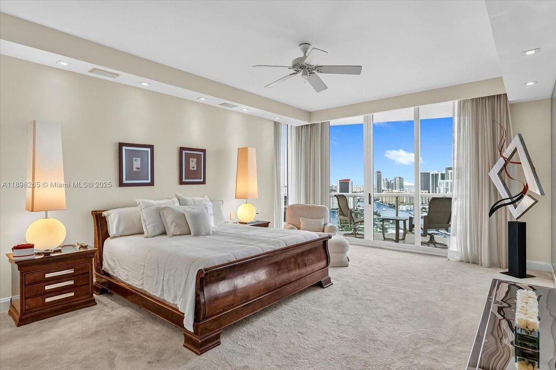 待售: $3,200,000 (3 贝兹, 3 浴室, 3173 平方英尺)