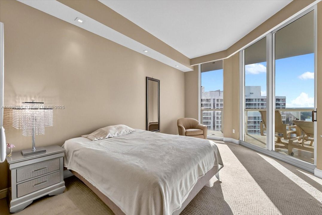 待售: $3,200,000 (3 贝兹, 3 浴室, 3173 平方英尺)