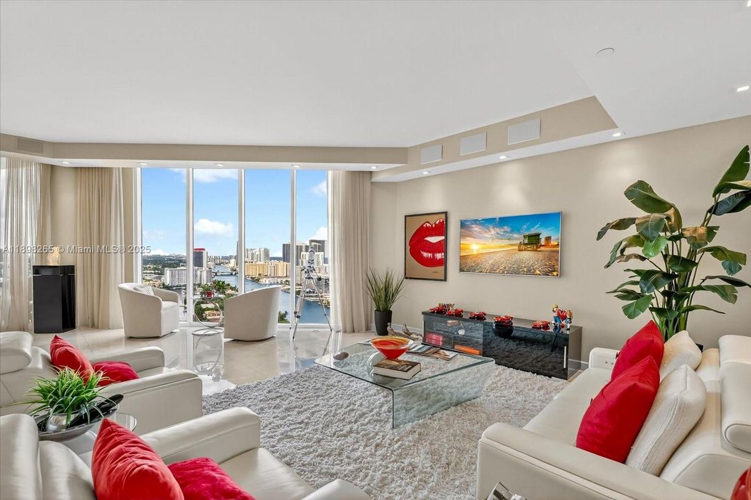 待售: $3,200,000 (3 贝兹, 3 浴室, 3173 平方英尺)