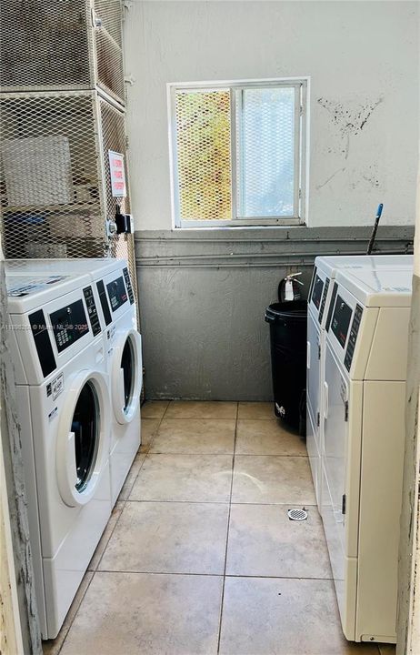 For Sale: $199,990 (1 beds, 1 baths, 505 Square Feet)