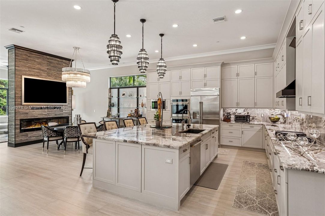 待售: $2,799,000 (3 贝兹, 3 浴室, 3915 平方英尺)