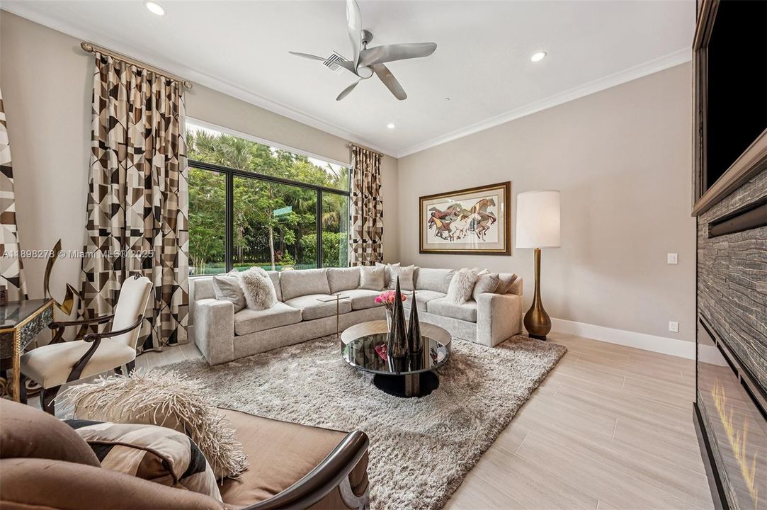 待售: $2,799,000 (3 贝兹, 3 浴室, 3915 平方英尺)