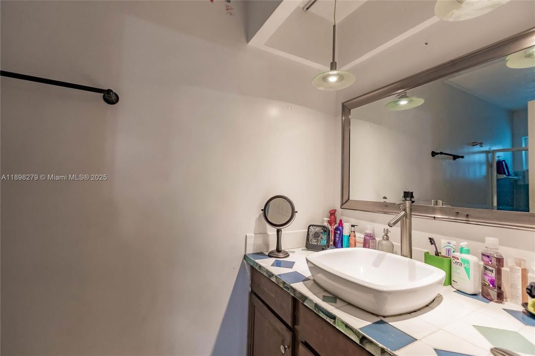 待售: $415,000 (2 贝兹, 2 浴室, 1257 平方英尺)